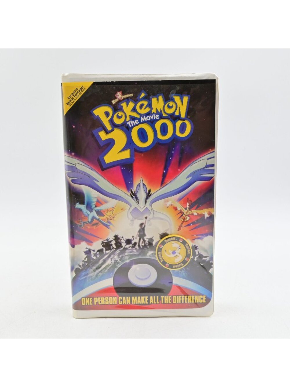 Pokémon The Movie 2000 VHS Tape Clamshell W/ Bonus Lugia Coin Vintage